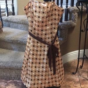 Polka dot dress with a belt tie